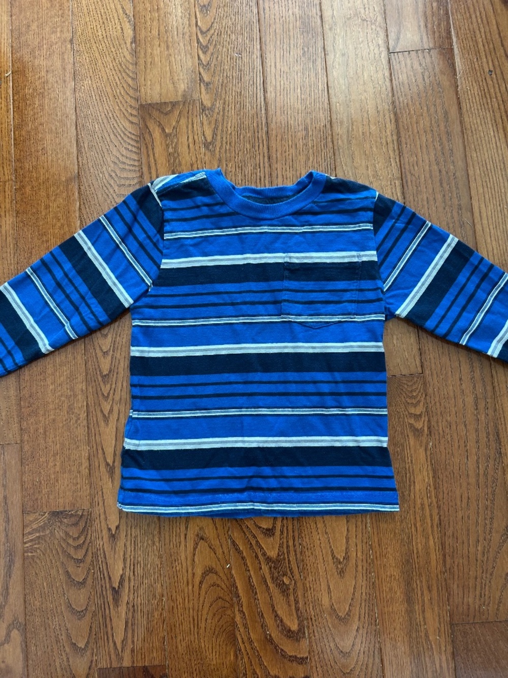Old Navy VINTAGE toddler shirt
